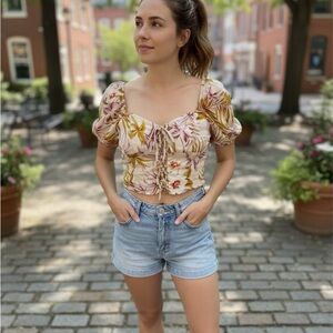 Lily Rose floral puff sleeve lace-up crop top cottagecore , spring romantic size